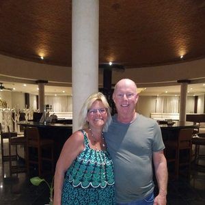 Meet your Posher, Dlon